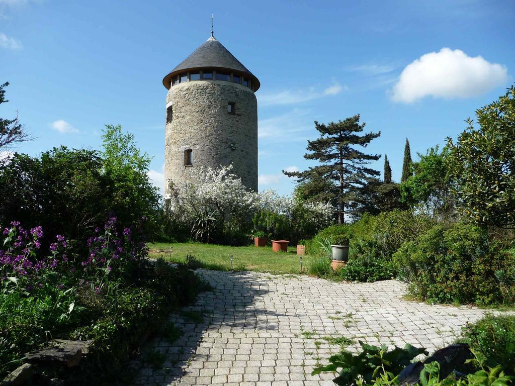 Bed and Breakfast Au Moulin Geant Rochefort-sur-Loire Экстерьер фото